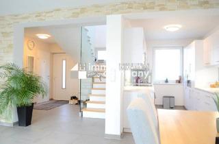 Reihenhaus kaufen in 2751 Steinabrückl, NEUWERTIGES ECKREIHENHAUS!!! mit Terrasse, Garten und eigenem Stellplatz in Steinabrückl