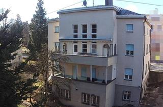 Villen zu kaufen in 5230 Mattighofen, Herrschaftliche Villa mit großem Grundstück und Altbaumbestand !!!