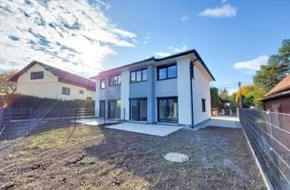 Haus kaufen in Ispergasse 45, 1210 Wien, Wohnen bei der U1-Station Leopoldau. Modernes Niedrigenergiehaus in Premium-Ausführung auf Eigengrund