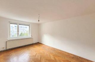 Wohnung kaufen in Trambauerstraße 10, 1100 Wien, PROVISIONSFREI VOM EIGENTÜMER! UNSANIERTE SCHÖNE 4-ZIMMER WOHNUNG MIT BALKON!