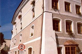 Wohnung mieten in Krankenhausgasse, 5280 Braunau am Inn, Dachgeschosswohnung im 3.Stock eines Stadthauses in Braunau
