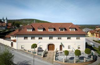 Gewerbeimmobilie kaufen in Hauptstraße, 2462 Kaisersteinbruch, Cafe/Reataurant und 9 Wohneinheiten mit ca. 700m² Wohn-/Nutzfläche auf ca. 3600m² Grund.