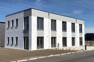 Büro zu mieten in Kaplan Straße, 2542 Kottingbrunn, Pauschalmiete Warm inkl. Strom - Modernes Büro-Reihenhaus mit 4 getrennten Räumen + Empfangsbereich, Küche und Parkmöglichkeiten!