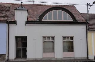 Haus kaufen in 2084 Weitersfeld, Gute Bausubstanz, außergewöhnliche Architektur