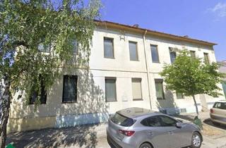 Haus kaufen in 2351 Wiener Neudorf, Sanierungsbedürftiges Zinshaus in Top Lage von Wr. Neudorf, Grenze Mödling