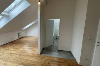 Wohnung kaufen in Apollogasse, 1070 Wien, Privatverkauf! Schöne helle Dachgeschosswohnung mit 5 Zimmer in perfekter Lage! Bitte keine Immoblienmakler!