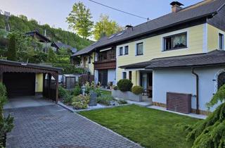 Haus kaufen in Steinfeldstraße, 4523 Neuzeug, Gepflegtes 3-Familienhaus mit 2 Garagen und 1 Carport sowie Stellflächen für weitere PKWs