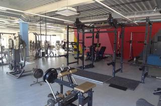 Geschäftslokal mieten in 6460 Imst, Achtung Preisreduktion: Modernes Fitness-Studio gelangt in sehr guter Verkehrs- und Infrastrukturlage von Imst zur Vermietung