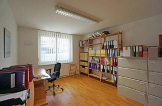 Büro zu mieten in 3002 Purkersdorf, Büro-Nutzung - Moderne 3-Zimmer in Hauptplatznähe: Erdgeschoß mit PKW-Stellplatz und Eigengarten