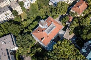 Villen zu kaufen in Vinzenz-Heß-Gasse, 1130 Wien, Tiny-House mit Eigengarten auf schlossartigem Anwesen | Parkplatz | U-Bahnnähe | sanierungsbedürftig