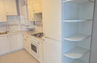 Wohnung kaufen in Feilplatz, 1140 Wien, Ruhige 2-Zimmer-Wohnung mit Loggia beim Feilplatz – Nähe U3 Hütteldorfer Straße