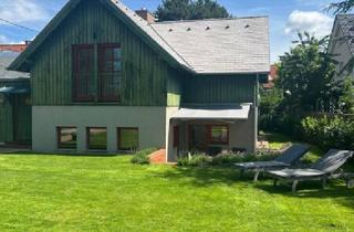 Haus mieten in Donau, 1220 Wien, Einfamilienhaus mit 3 Zimmer Vollmöbliert in unmittelbarer Nähe zu alten Donau mit gepflegten Garten & Terrasse Nähe Uno City