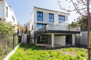Haus kaufen in Industriestraße, 1220 Wien, 5 Zimmer plus Wohnkeller nahe der Donau mit 145 m² Wohnfläche. Wärmepumpe, PKW-Stellplatz und Klimaanlage inklusive