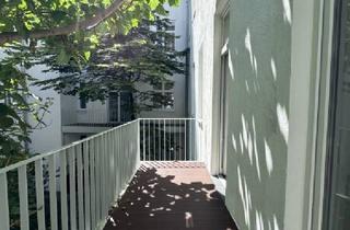 Wohnung kaufen in Radetzkystraße, 1030 Wien, Exklusive 4-Zimmer-Altbauwohnung mit Wohn-Essbereich & zwei Balkonen in Bestlage von Wien-Landstraße 1030 Wien