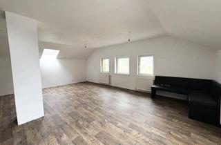 Wohnung kaufen in 4802 Ebensee, Gemütliche Dachgeschosswohnung mit Potenzial