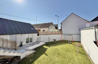 Einfamilienhaus kaufen in 2221 Groß-Schweinbarth, TRAUMHAUS sucht Naturliebhaber - 2022 Modernisiert - 2 Schlafzimmer - großer Garten - Terrasse - Einbauküche - Möbliert