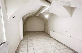 Geschäftslokal mieten in Schloßberg, 8010 Graz, TOP-FREQUENZLAGE: Lagerfläche in verschiedenen Größen, in beliebter Einkaufsstraße!