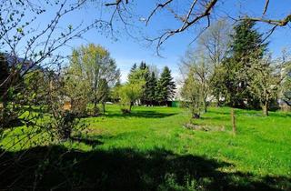 Grundstück zu kaufen in 4810 Gmunden, Traumhaftes Baugrundstück in Gmunden: 1200 m² mit Berg- und Grünblick