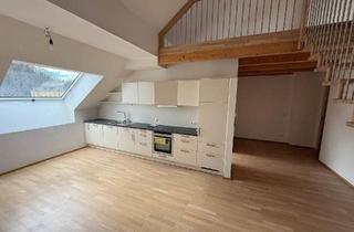 Wohnung mieten in Geidorfplatz, 8010 Graz, Dachgeschosswohnung mit Balkon im Zentrum von Graz