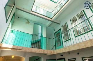 Haus kaufen in 1040 Wien, Charmantes Sanierungsobjekt in Top-Lage