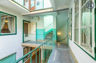 Haus kaufen in 1040 Wien, Historisches Biedermeierhaus mit einzigartigem Charakter