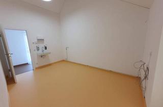 Immobilie mieten in 4073 Wilhering, Behandlungsraum 3 im Haus Medicus in 4073 Wilhering - Reith