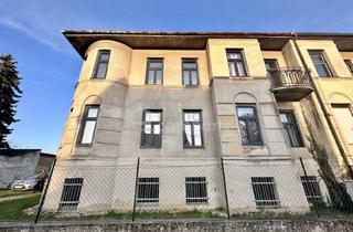 Mehrfamilienhaus kaufen in 2231 Strasshof an der Nordbahn, Attraktives Mehrfamilienhaus, Baugrund, mit großem Potenzial