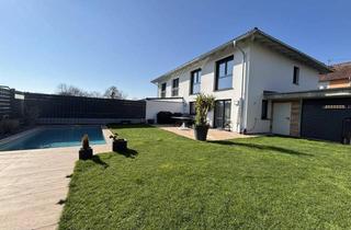 Einfamilienhaus kaufen in 4050 Traun, Attraktive Doppelhaushälfte mit Pool