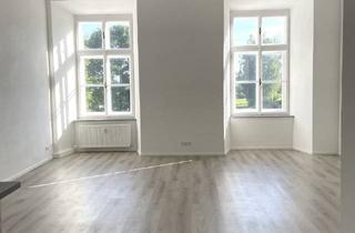 Wohnung mieten in 4873 Frankenburg am Hausruck, Hohe Wände, hell und gut gelegen- Altbau-Charme am Lande!