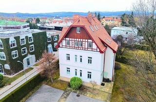 Villen zu kaufen in 2620 Neunkirchen, EXKLUSIVES INVESTMENT ODER EIGENNUTZUNG! Villa mit 4 Wohneinheiten im Zentrum!