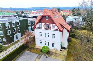 Villen zu kaufen in 2620 Neunkirchen, EXKLUSIVES INVESTMENT ODER EIGENNUTZUNG! Villa mit 4 Wohneinheiten im Zentrum!