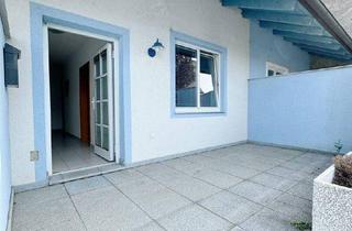 Wohnung mieten in 2320 Schwechat, Reihenhaus-ähnliche 1-Zimmer-Erdgeschosswohnung mit Terrasse und Carport in Kledering