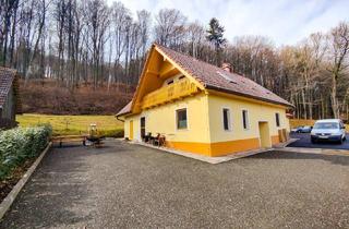 Haus kaufen in 8344 Bairisch Kölldorf, Landhaus mit über 3,8 ha Grund in Naturlage. - Wohnkomfort & Landwirtschaft vereint.