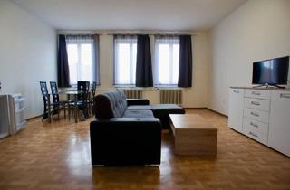 Wohnung mieten in 3950 Gmünd, Charmante Dachgeschoßwohnung in Gmünd: 1 Zimmer + Wohnküche!