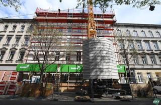 Wohnung kaufen in Hasnerstraße, 1160 Wien, Zwei sanierungsbedürftige Altbauwohnungen mit Entwicklungspotenzial – ca. 55 m² nahe 7. Bezirk