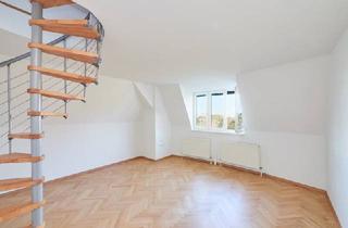 Wohnung kaufen in Ghelengasse, 1130 Wien, NÄHE LAINZER TIERGARTEN: sanierte DG-Wohnung (2. Stock) im stilvollen familiären Altbau mit Garten
