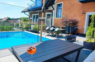 Wohnung mieten in Hauptstrasse 179, 8141 Unterpremstätten, Luxusapartment mit Pool und Sauna in Villa. Voll ausgestattet!