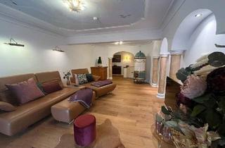 Maisonette kaufen in 5310 Mondsee, Exklusiver Zweitwohnsitz im Schloss Mondsee