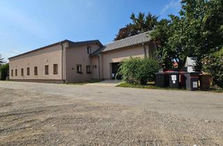 Mehrfamilienhaus kaufen in 2013 Göllersdorf, Großes Anwesen | Wnfl.: ca. 330 m² - Option auf 3 Wohneinheiten | Keine direkten Nachbarn | Nähe Bahnhof
