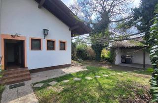 Haus kaufen in 2700 Katzelsdorf, SOLIDER BUNGALOW MIT GUTER ANBINDUNG UND GROSSZÜGIGEM GARTEN IM SÜDEN VON WIENER NEUSTADT