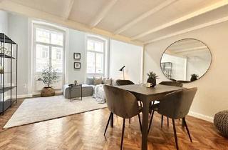 Wohnung kaufen in Anzengrubergasse, 1050 Wien, IDEALE KLEINWOHNUNG IN SCHÖNEM ALTBAU - 1,5 ZIMMER-WOHNUNG MIT EXTRA BETT-EBENE UND EINBAUKÜCHE