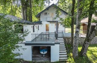 Haus kaufen in 5302 Henndorf am Wallersee, Rarität: Ihr Feriendomizil am Wallersee - mit Bootsgarage und direktem Seezugang