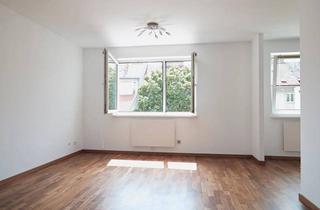 Wohnung kaufen in Straussengasse 1A 16, 1050 Wien, Provisionsfrei von Privat: Licht-durchflutete neu adaptierte, moderne Wohnung mit Balkon im 5. Bezirk an der Grenze zum 4. Bezirk.