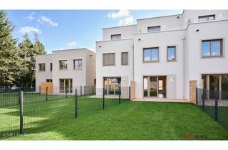 Reihenhaus kaufen in Herrenholzgasse, 1210 Wien, STADT KÜSST LAND - Neu errichtete Reihenhäuser - 4-5 Zimmer, Eigengarten, Terrasse, Photovoltaik, Wärmepumpe und KFZ-Stellplatz am ländlichen Stadtrand