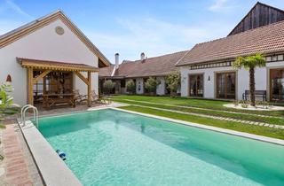 Haus kaufen in 3704 Glaubendorf, Einmalige Gelegenheit! Renovierter, historischer Vierkanthof - nur 40 Minuten von Wien im Weinviertel