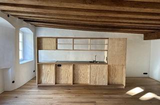 Wohnung mieten in Schmiedgasse 22, 6060 Hall in Tirol, Schöne 2 Zimmerwohnung in renoviertem Haller Altstadthaus