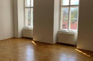 Wohnung mieten in Opernring, 8010 Graz, Altbauwohnung mit 3 Zimmern und Aufzug am Opernring