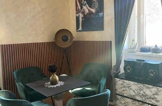 Wohnung mieten in Hauptplatz 10, 8580 Köflach, Große Altbauwohnung am Köflacher Hauptplatz