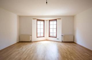 Maisonette kaufen in 2020 Hollabrunn, Liebevoll gepflegte Maisonette Wohnung mit 5 Zimmern in ruhiger Lage im Zentrum von Hollabrunn – Privatverkauf