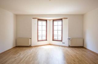 Maisonette kaufen in 2020 Hollabrunn, Liebevoll gepflegte Maisonette Wohnung mit 5 Zimmern in ruhiger Lage im Zentrum von Hollabrunn